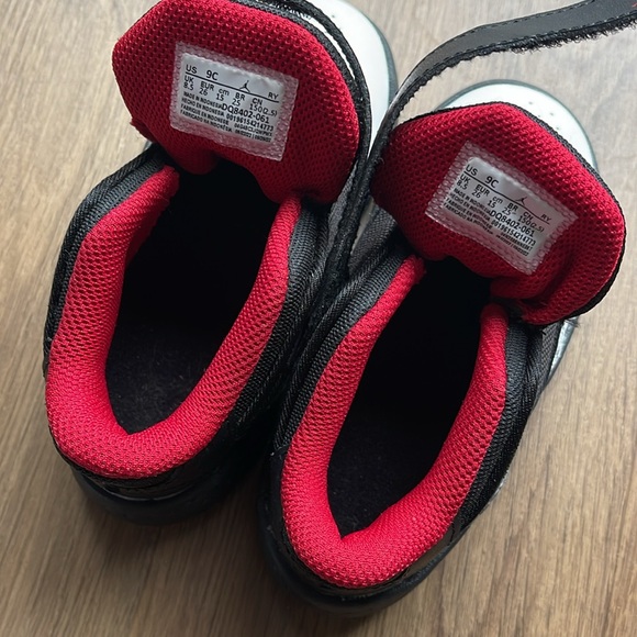 Jordan Max Aura 4 - Picture 3 of 3